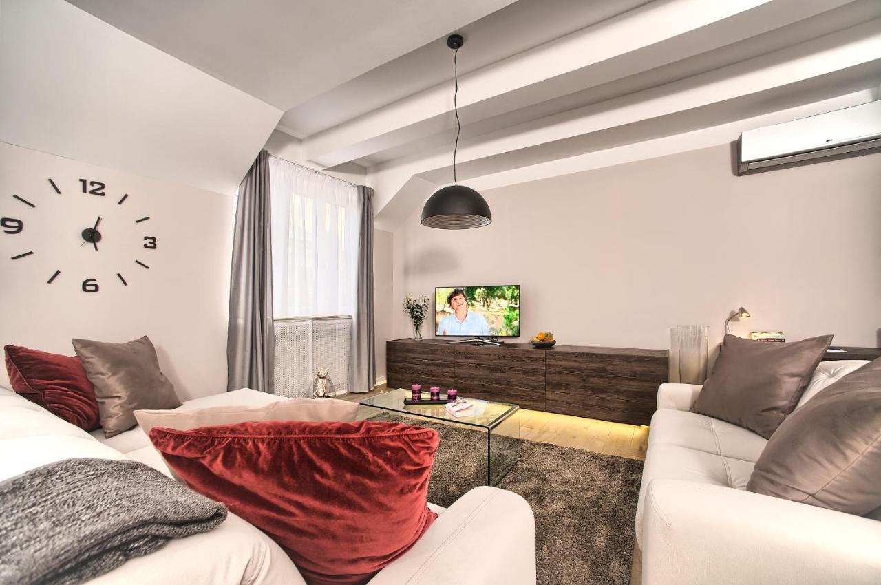 Exclusive 2 Bedroom Apartment Old Town - 2 Baths, Balcony And View - By Prague City Apartments Zewnętrze zdjęcie